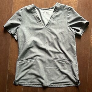 Figs Casma scrub top